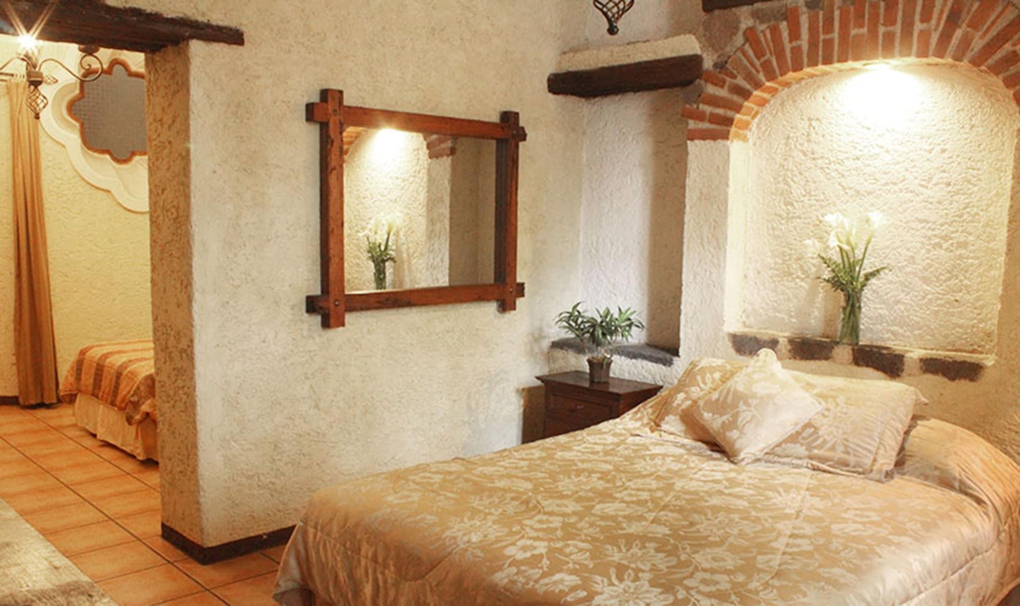 Hotel Real Plaza 4*