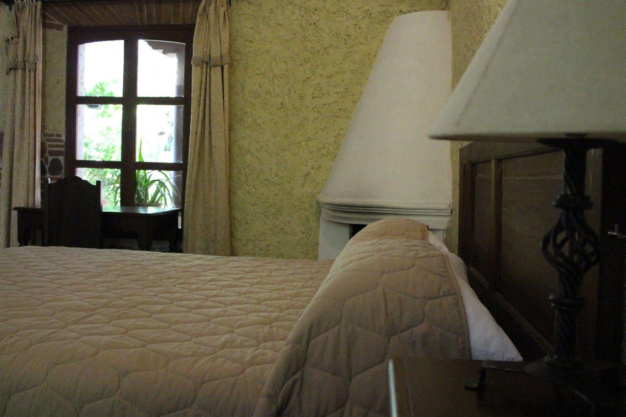 Real Plaza Hotel 4*